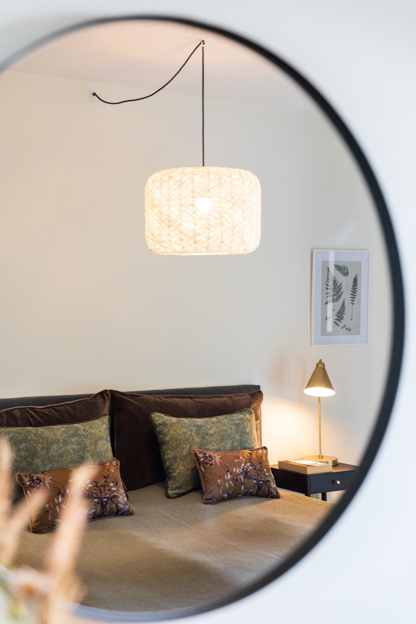 soveværelse interiør spejl