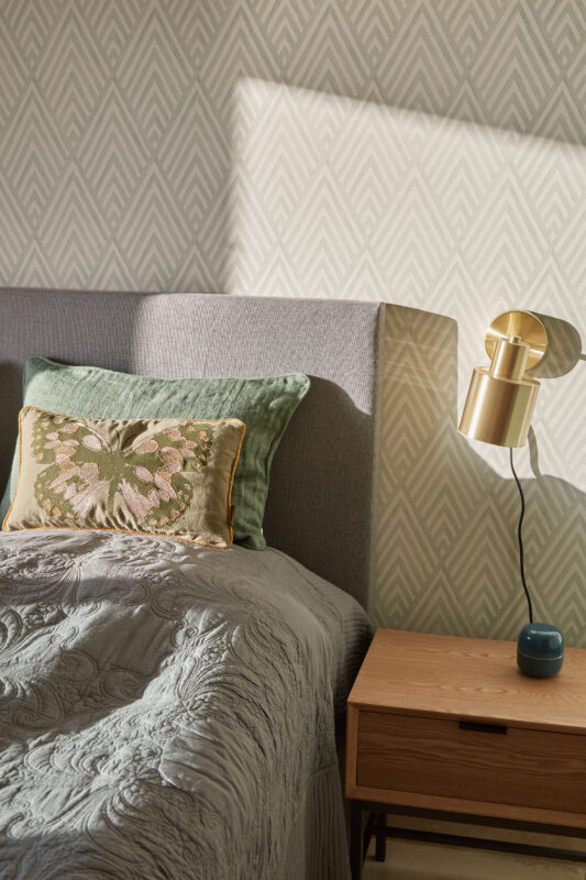 sengegavl puder sommerfugl tapet natbord