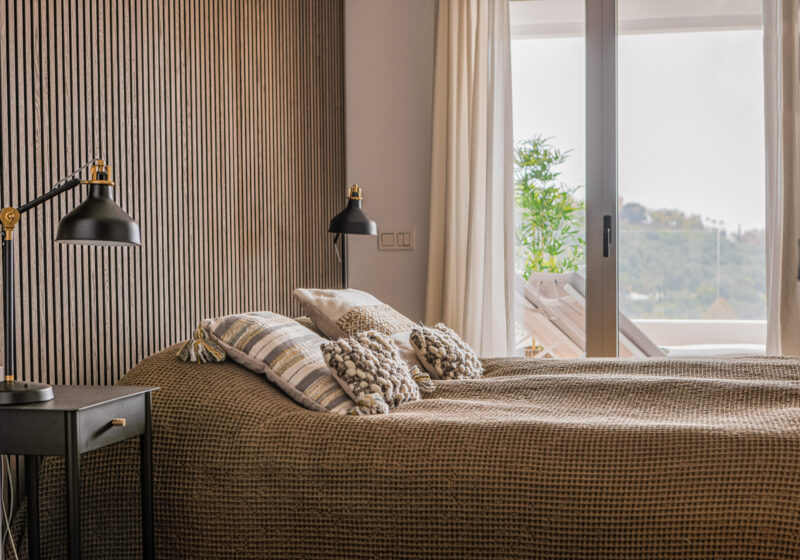 Marbella lejlighed soveværelse terrasse