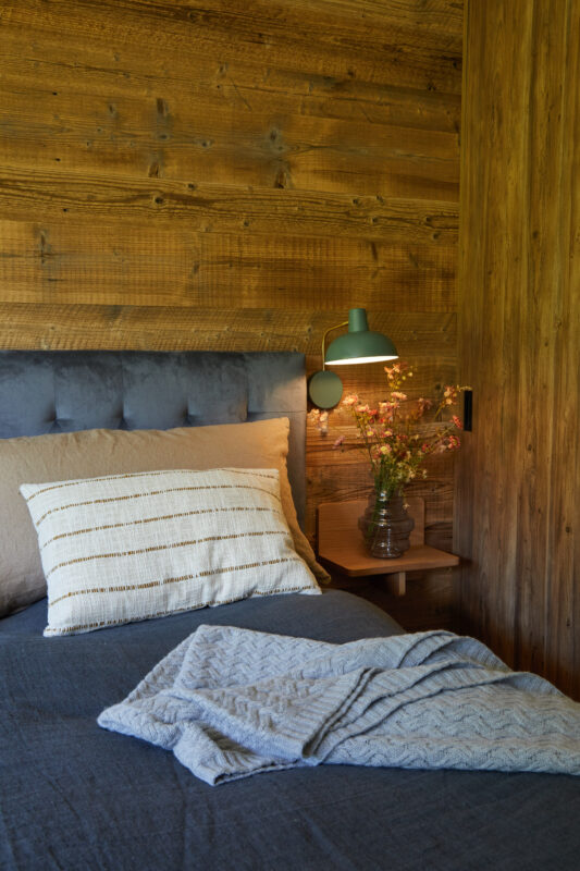 sengetæppe hygge feriebolig skihytte
