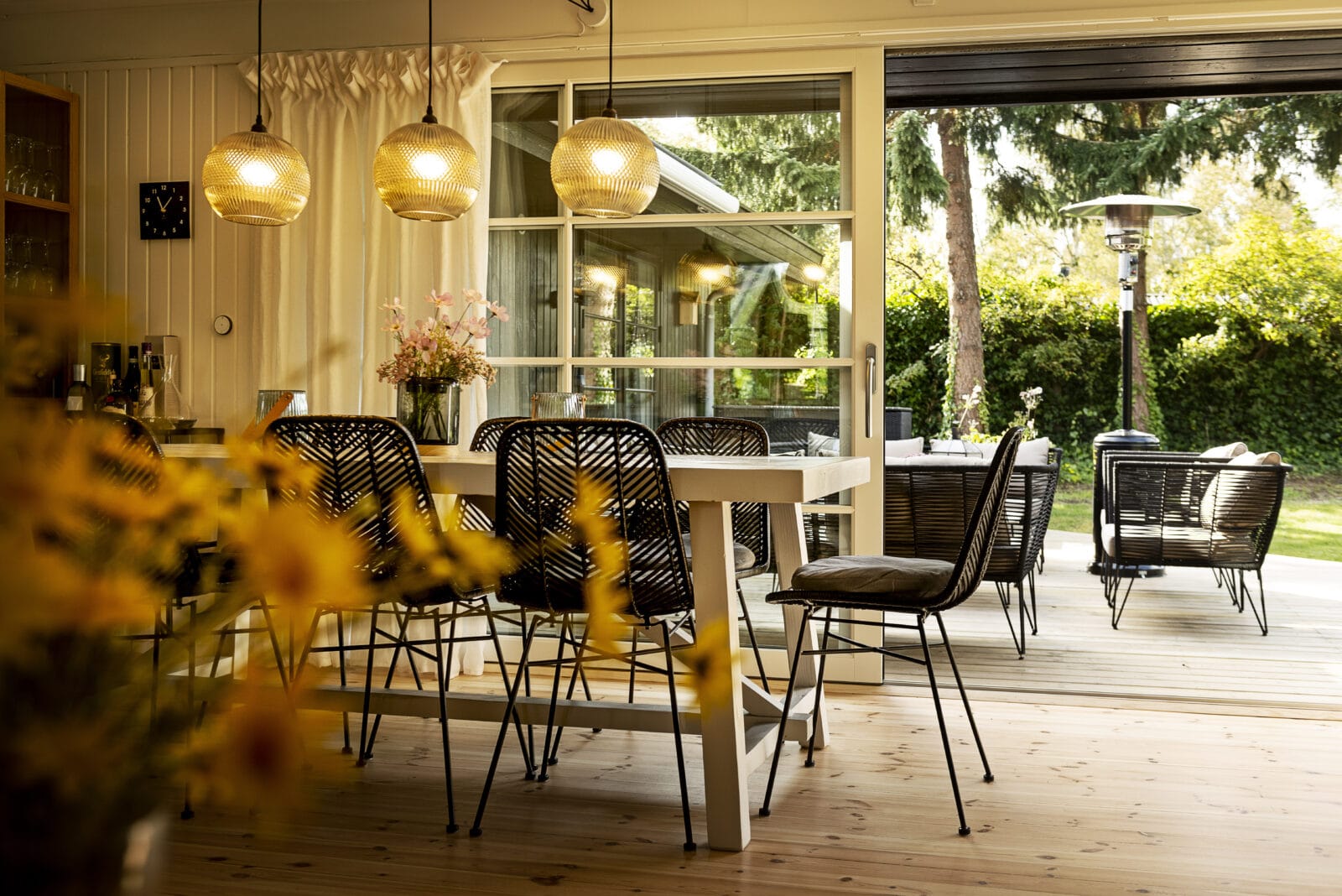 hornbæk feriebolig fletmøbler lounge terrasse have varmelampe