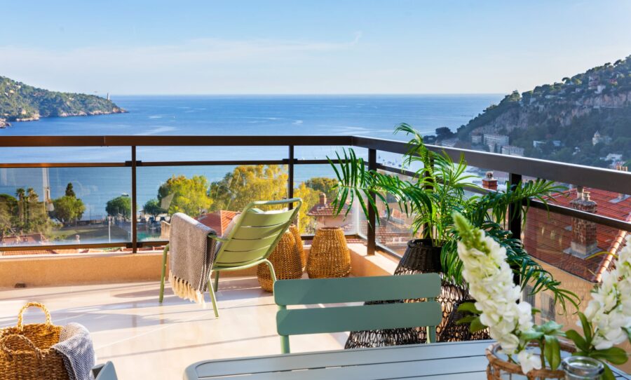 villefranche feriebolig terrasse middelhavet panoramaudsigt