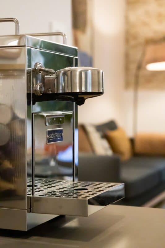 Barcelona lejlighed Sjöstrand kaffemaskine