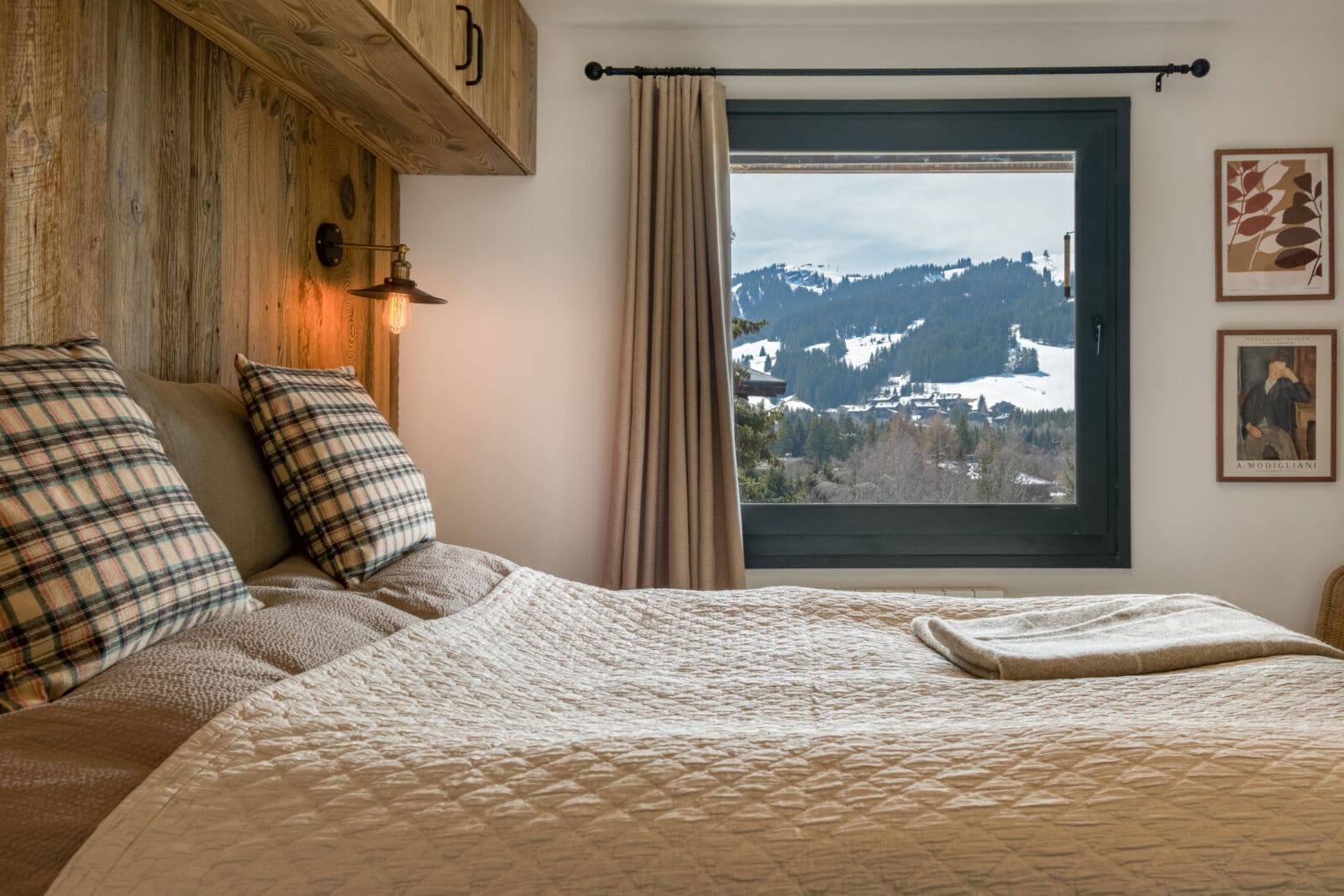 soveværelse med udsigt til bjergene