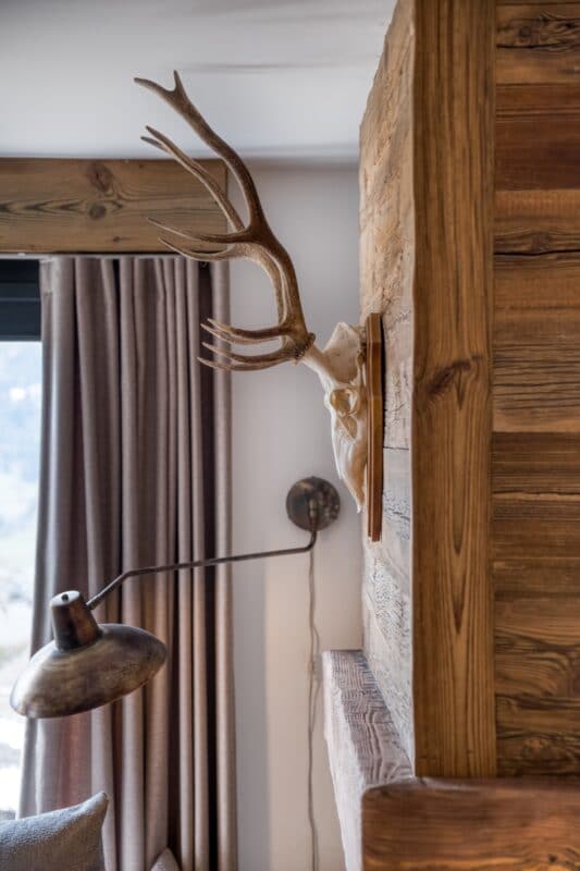 Megeve feriebolig genbrugstræ House Doctor lampe