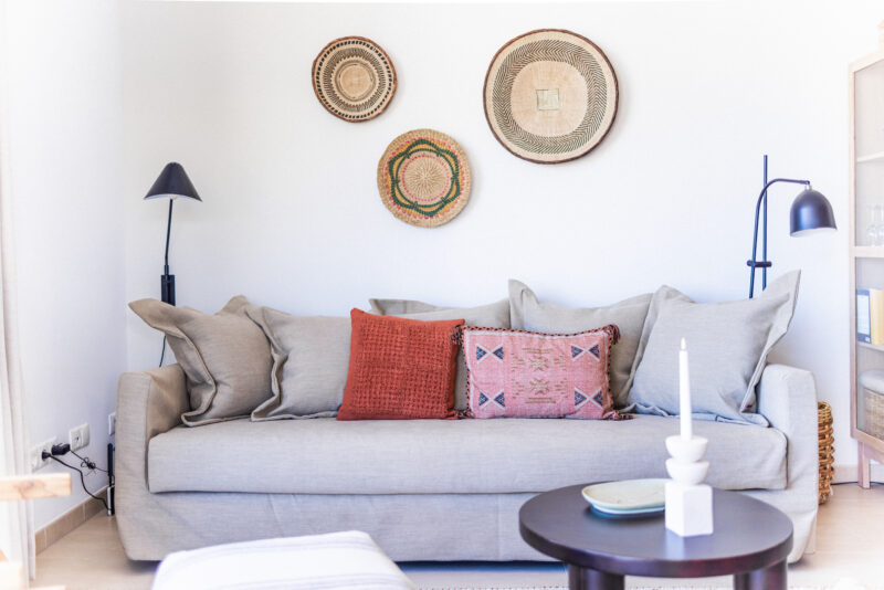 Mallorca feriebolig lejlighed stue sofa