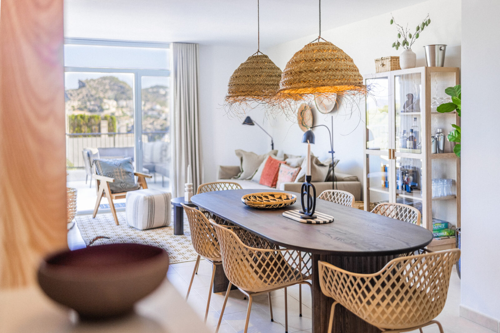 Mallorca feriebolig lejlighed spisestue stue terrasse