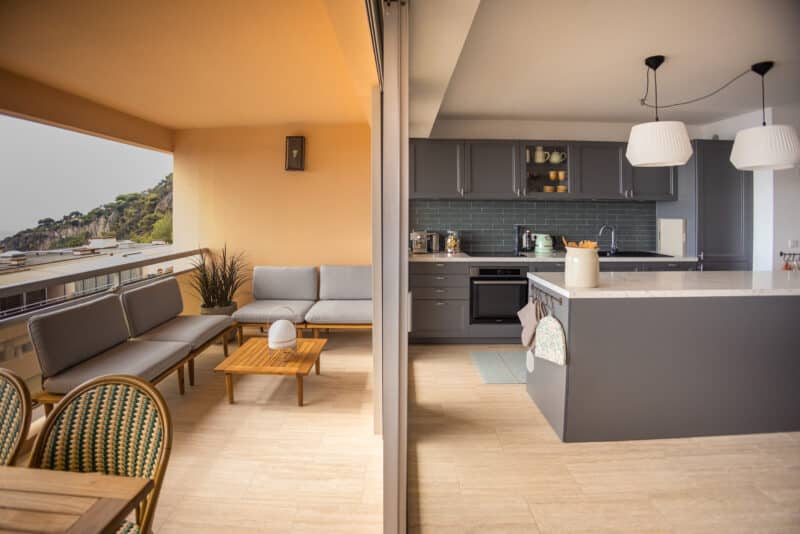 Villefranche lejlighed feriebolig balkon køkken