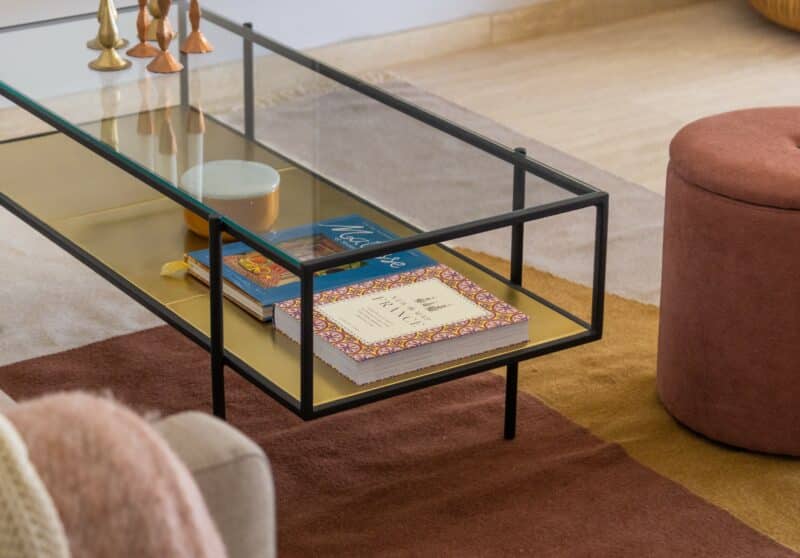 indretning stue sofabord bøger